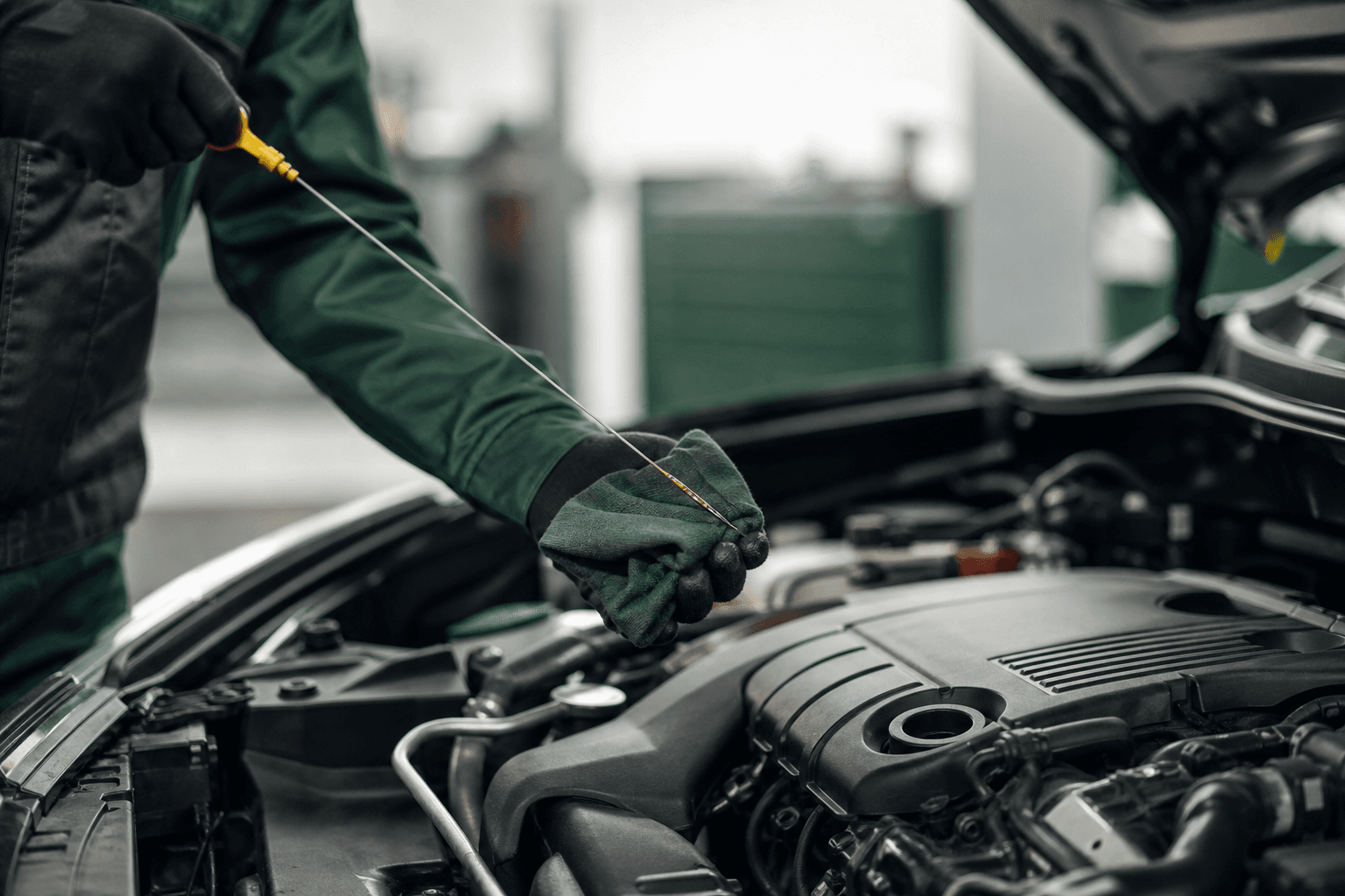 How to Choose the Right Motor Oil Viscosity for Your Car